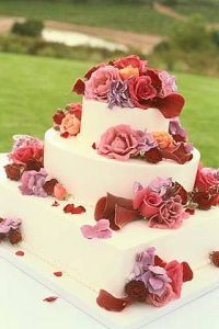 Cake-Flowery-main_Full